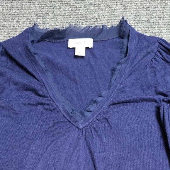 Ann Taylor LOFT V-Neck 3/4 Sleeve Sweater Women's Size XS Navy Blue Chiffon Trim - Picture 4 of 6